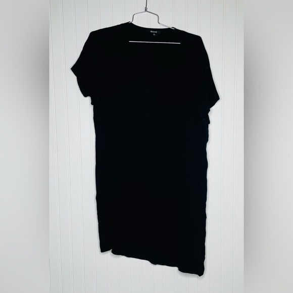 Madewell Side Button Detail Short Sleeve Dress - Picture 2 of 9